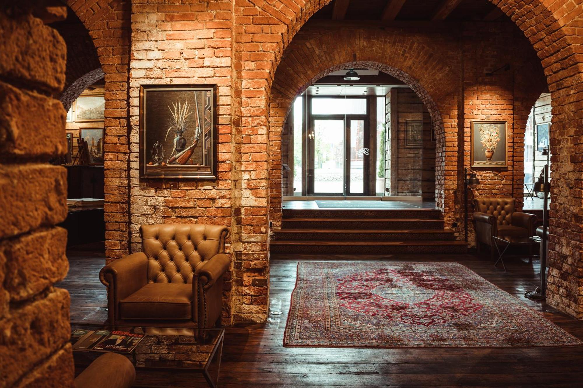 Promenade Готель 5*